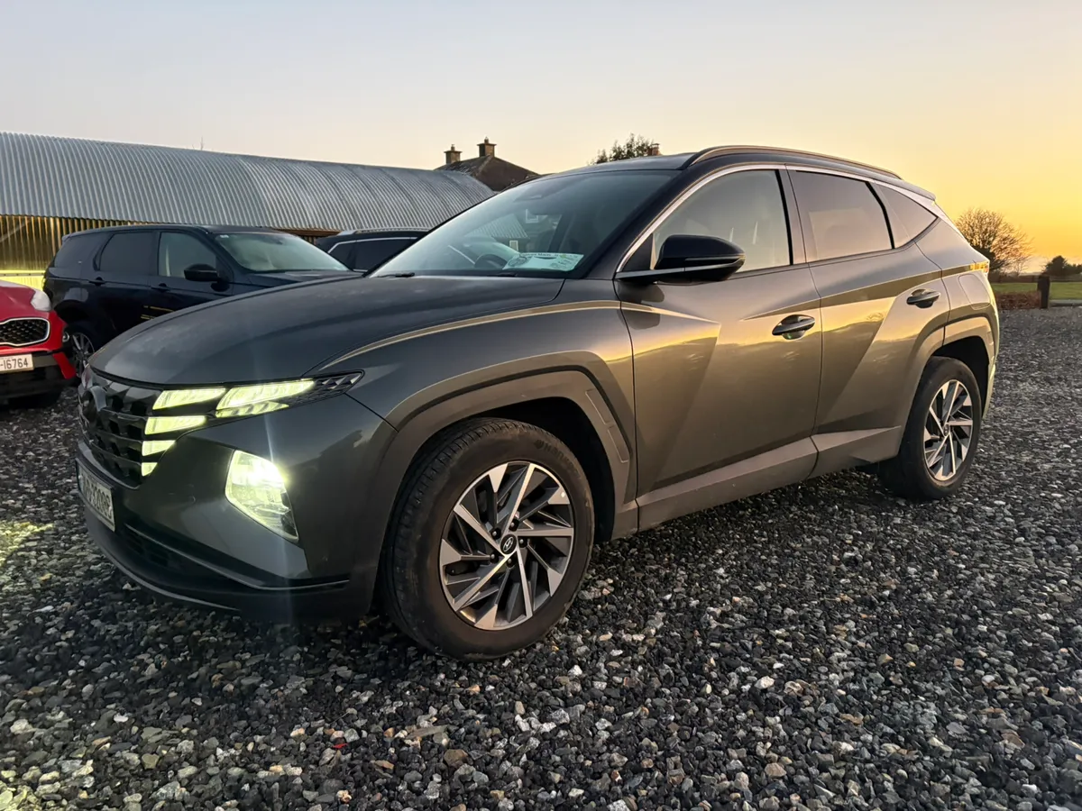 2021 Hyundai Tuscon Executive Plus Only 56,500 KM - Image 1