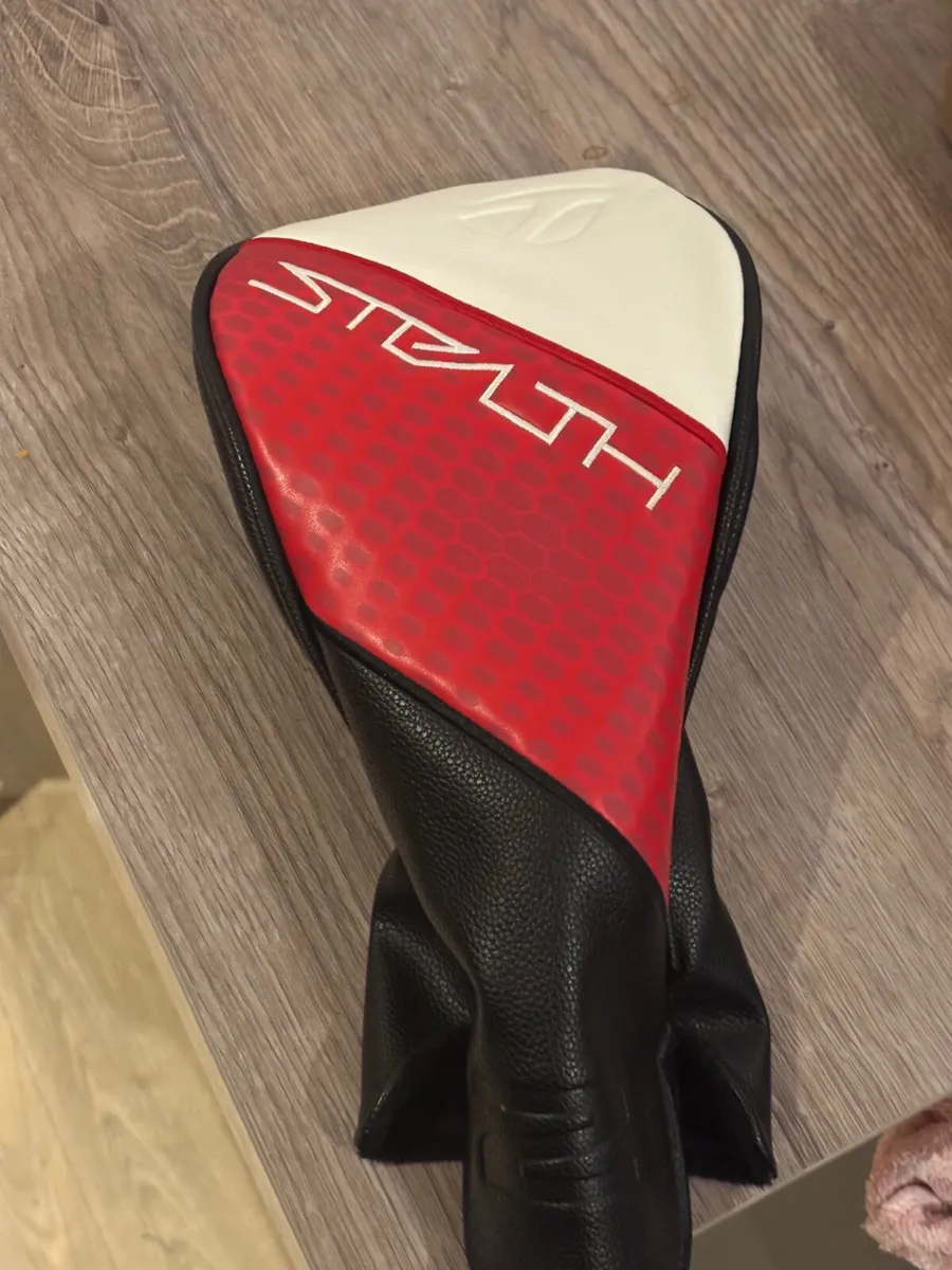 Stealth driver headcover - Image 1