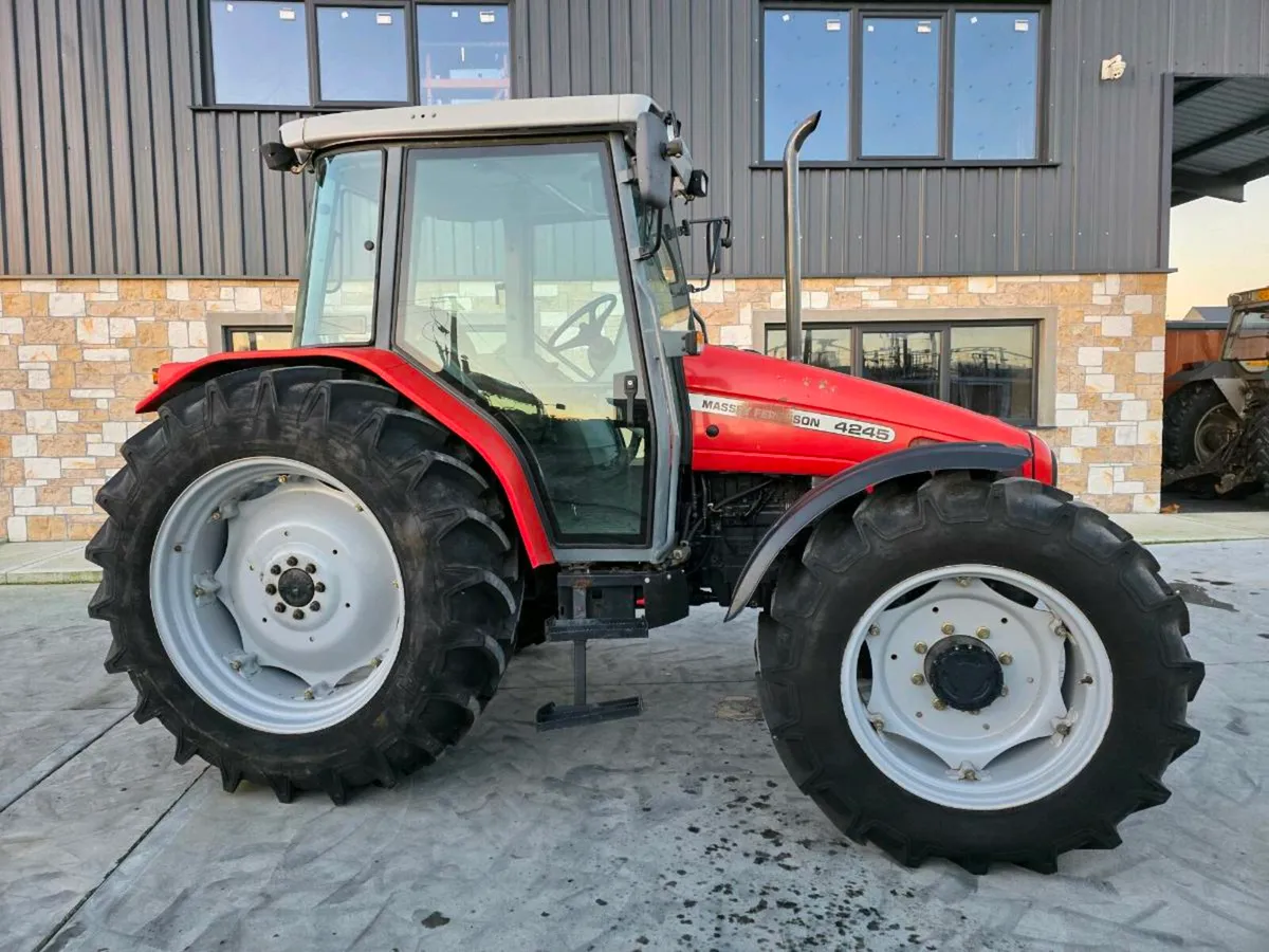 Massey Ferguson 4245 1800 hours - Image 3