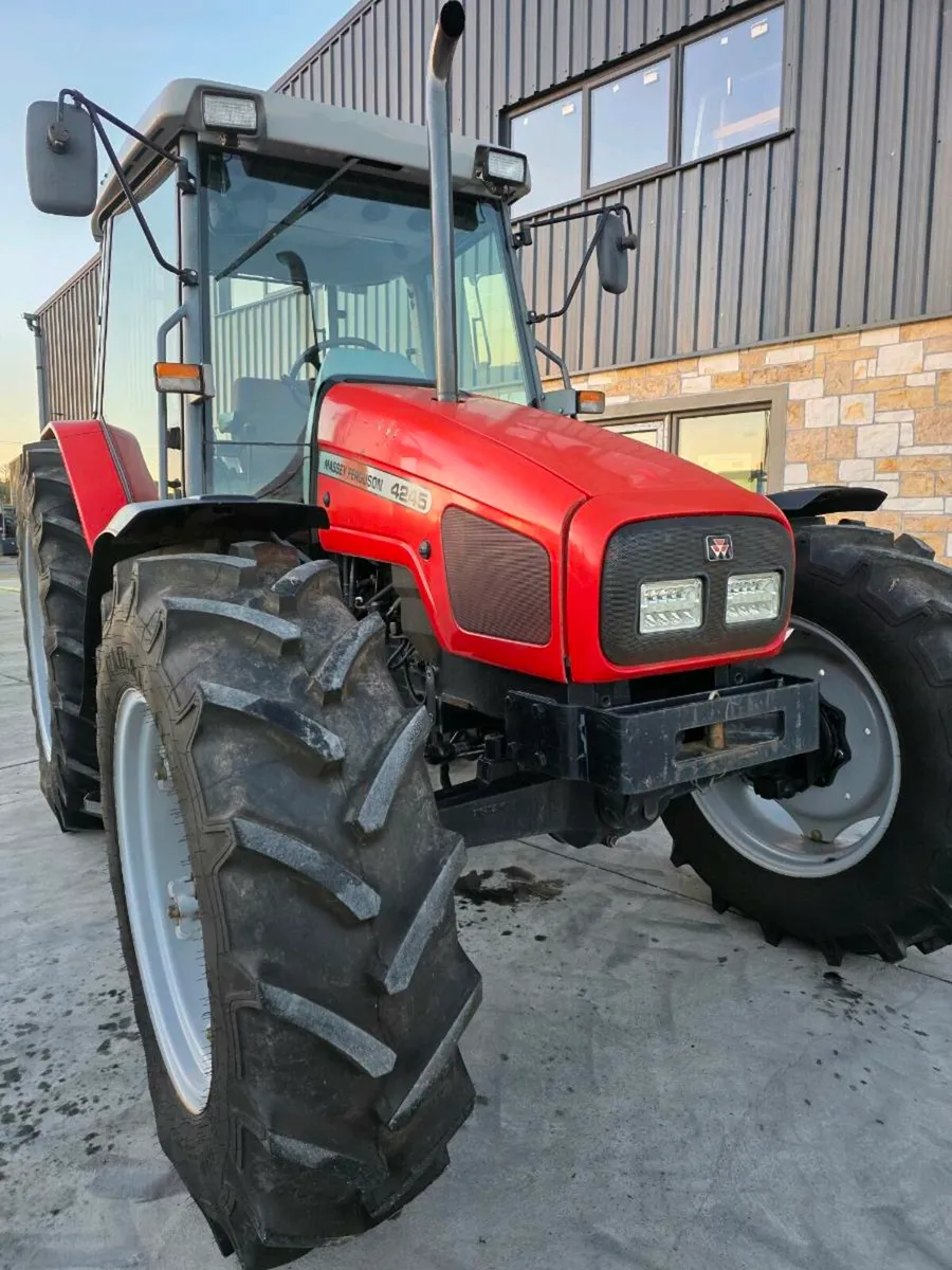 Massey Ferguson 4245 1800 hours - Image 4