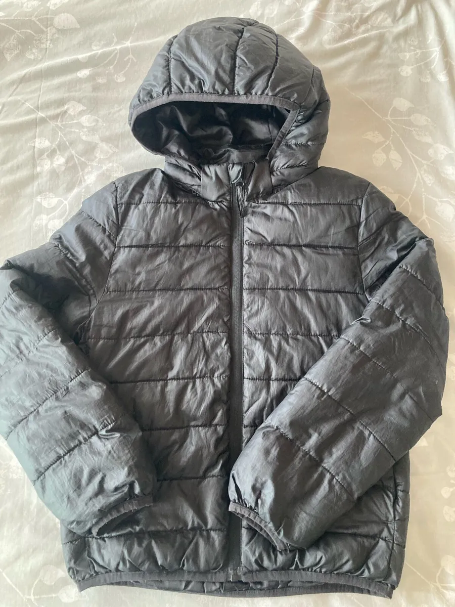 Wintwr jacket 8-9y ( black) - Image 1
