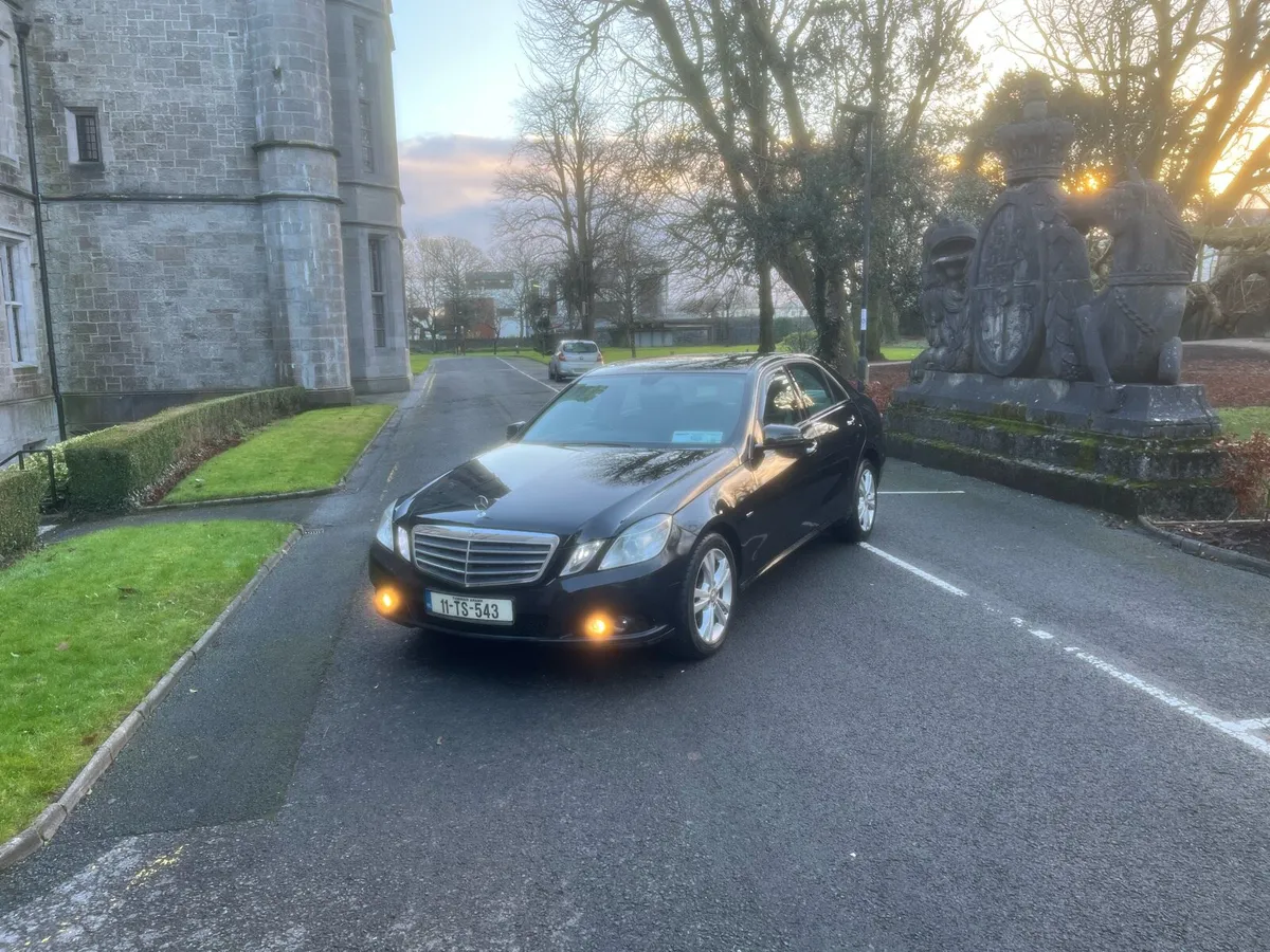 MERCEDES E CLASS NCT & TAX - Image 3