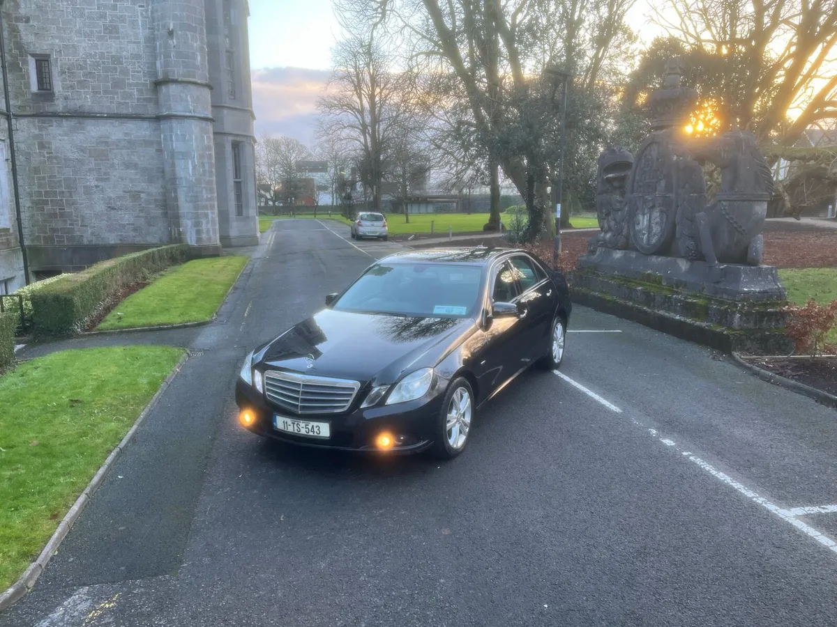 MERCEDES E CLASS NCT & TAX - Image 4