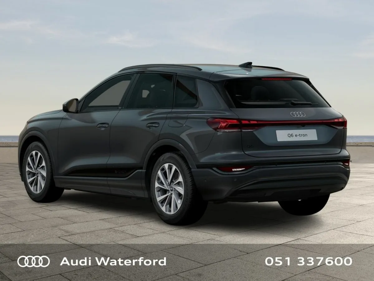 Audi Q6 e-tron Performance Advance from €946 per m - Image 2
