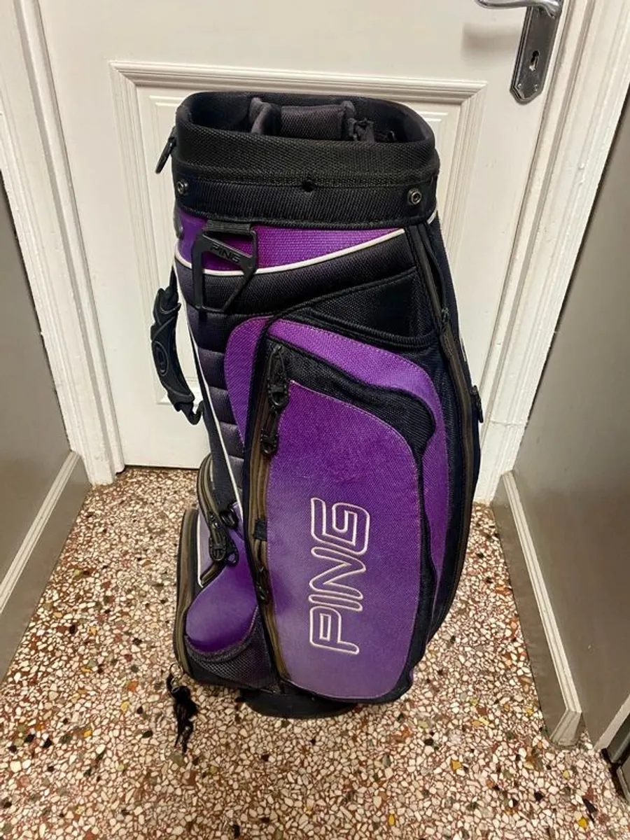 Ladies Golf Bag - Image 1