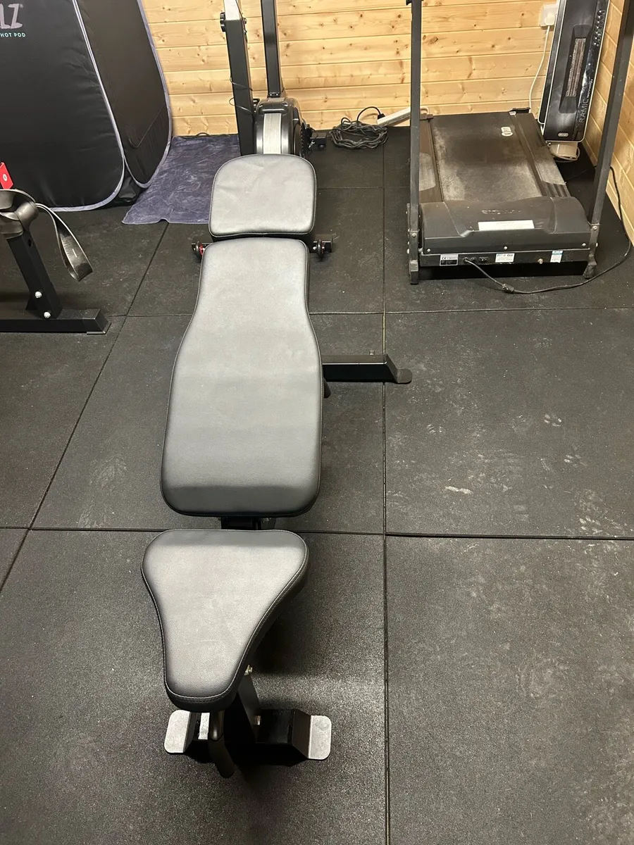 Gym bench - Image 1