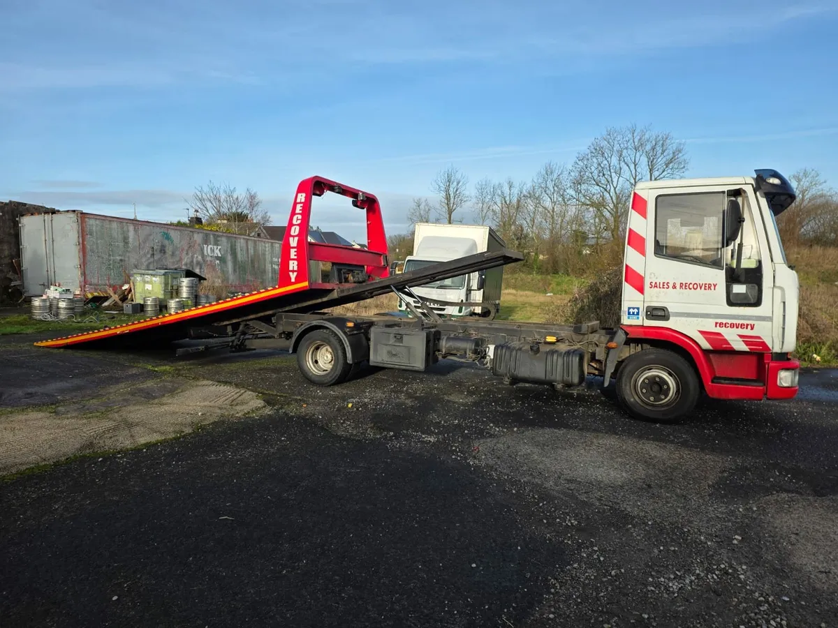 2006 EUROCARGO 7.5 TON 6 CYLINDER RECOVERY TRUCK - Image 1