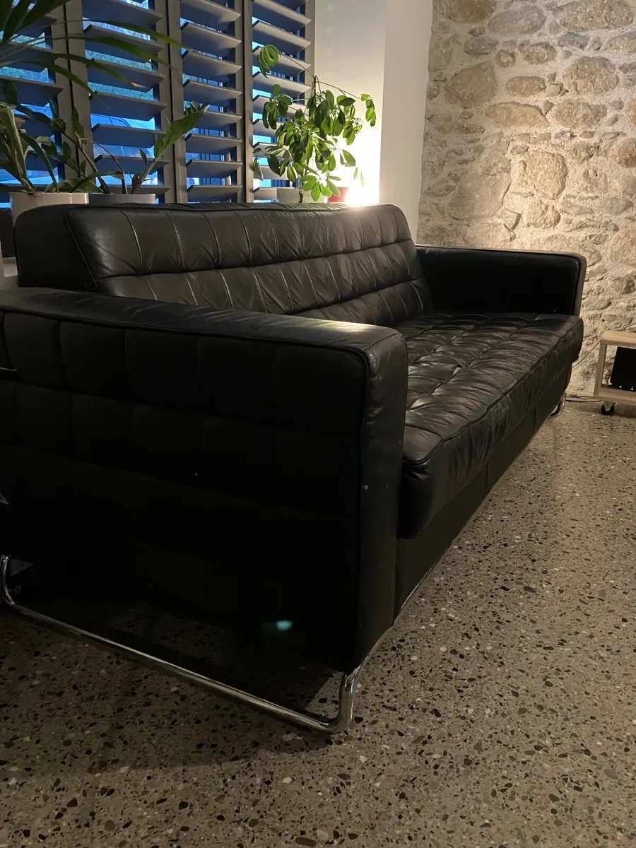 Free Couch - Image 3