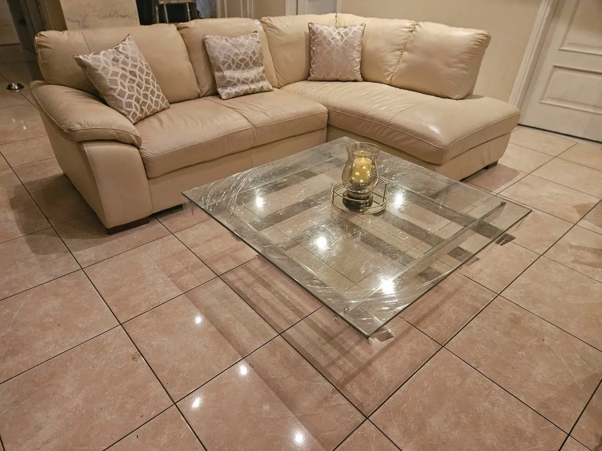 Cream leather L shaped sofa - Image 1