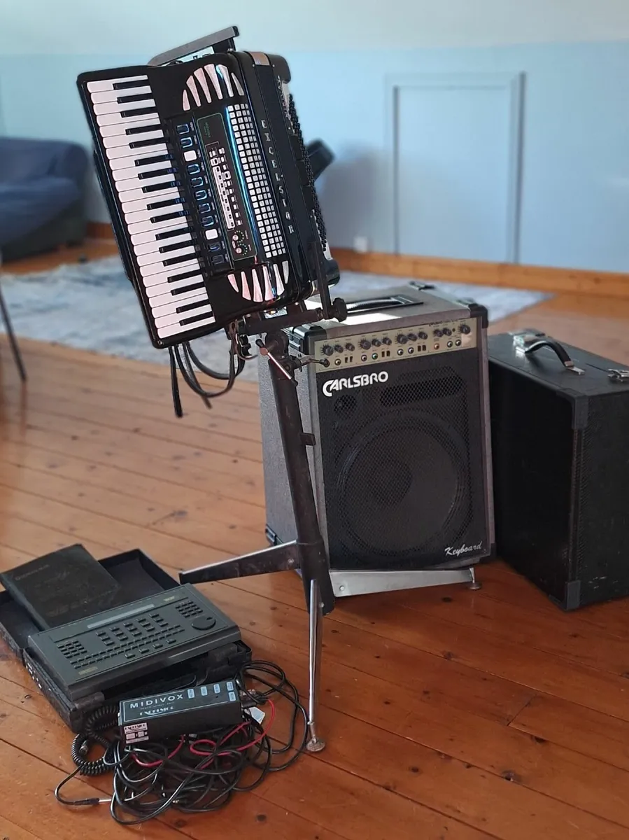 Piano Accordion - Image 3