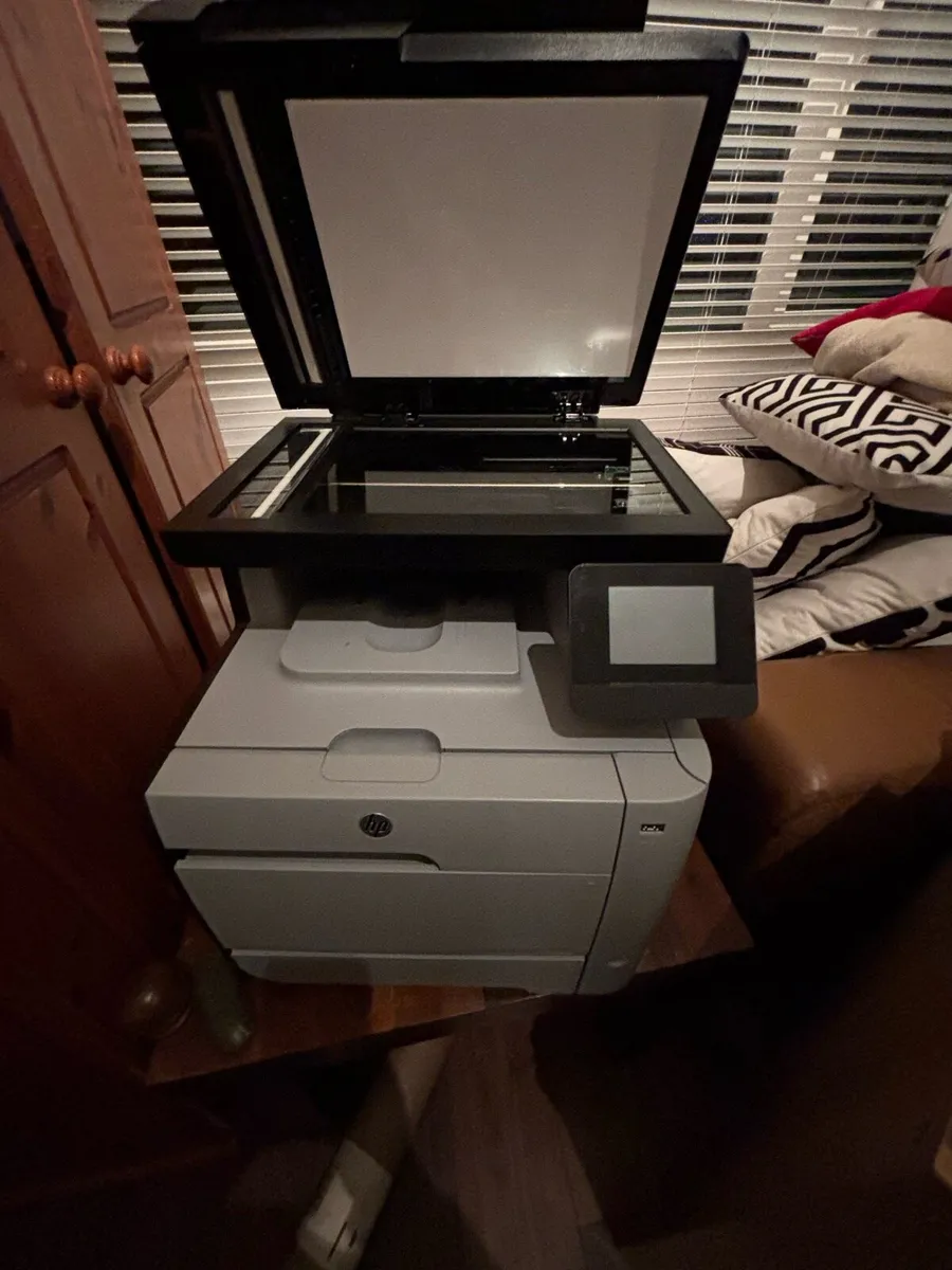 HP LaserJet MFP M476dw - Image 3