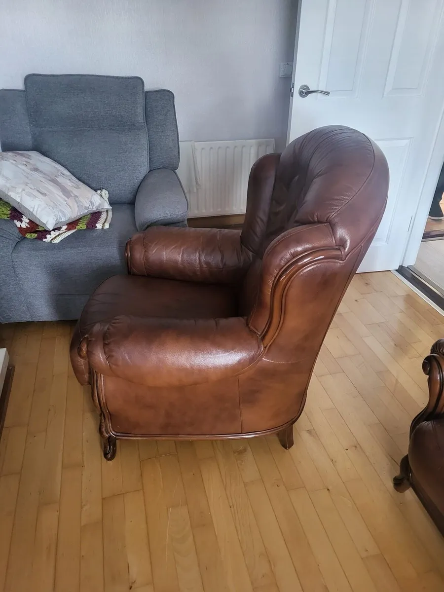 Italian leather arm chair - Image 1