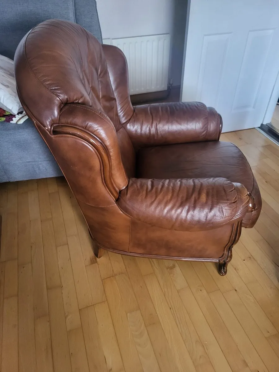 Italian leather arm chair - Image 4