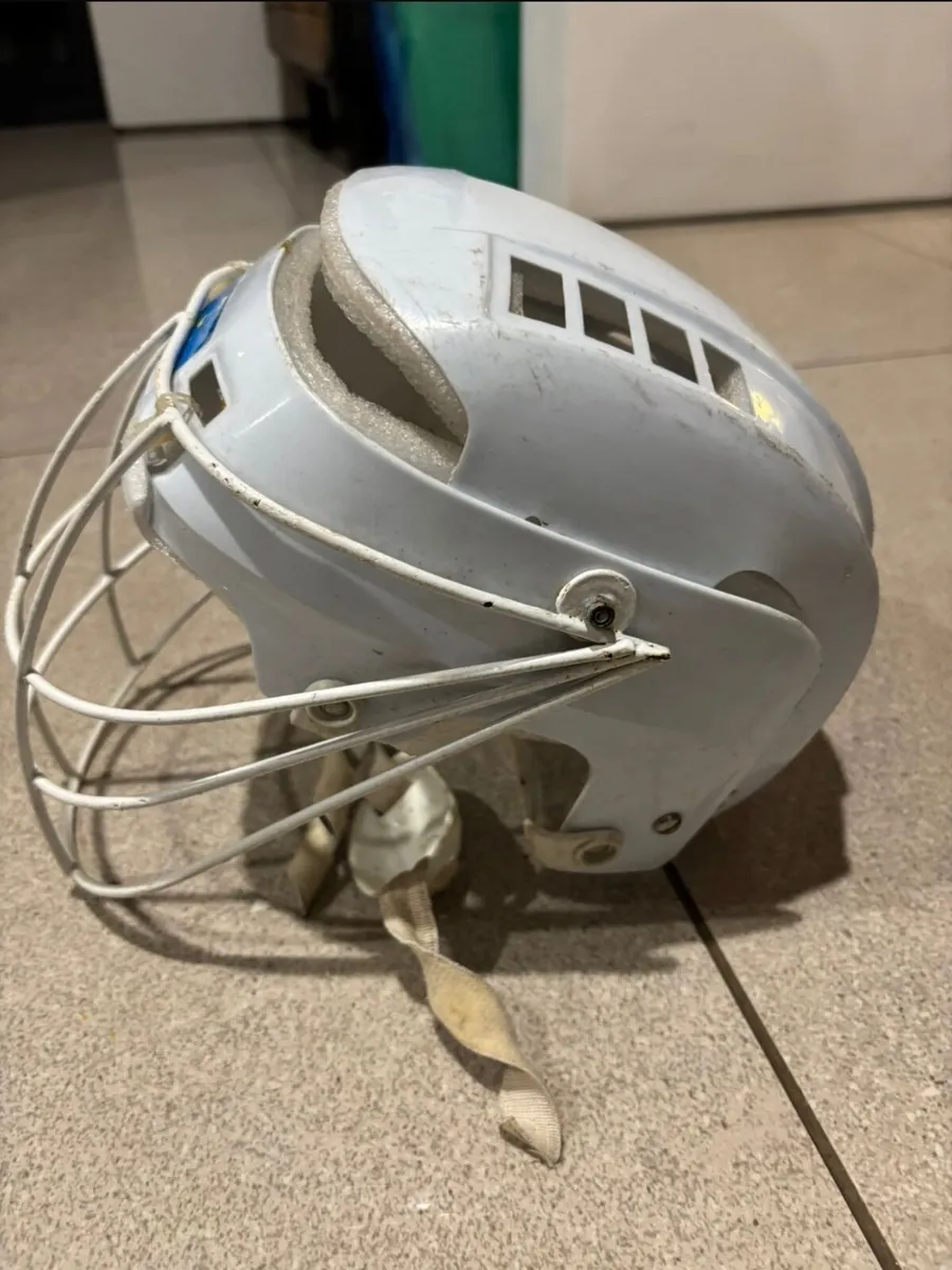 Hurling Helmet Oldstyle Cooper Scanda - Image 2