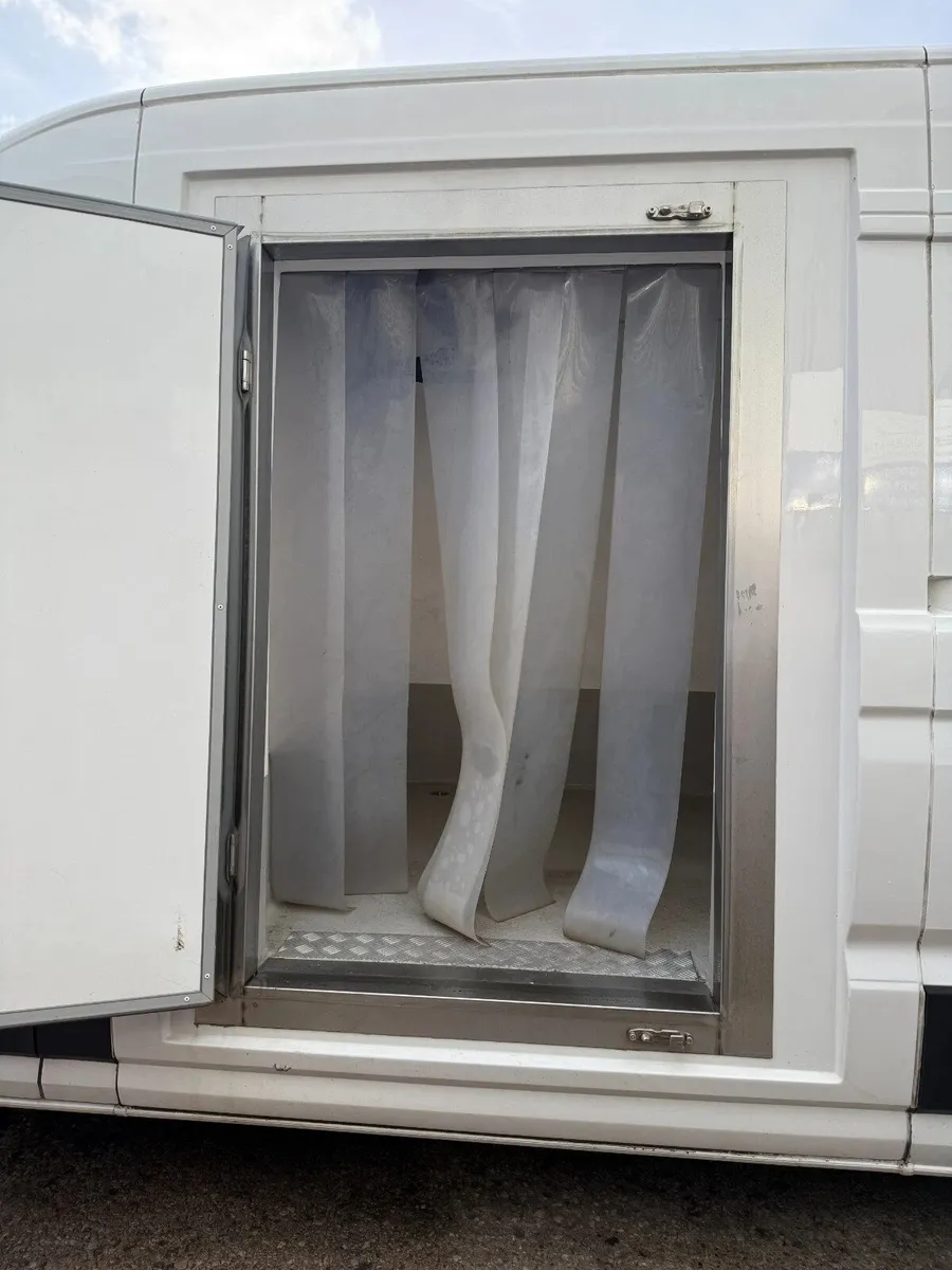 2020 MAN TGE Refrigerated Van - Image 3