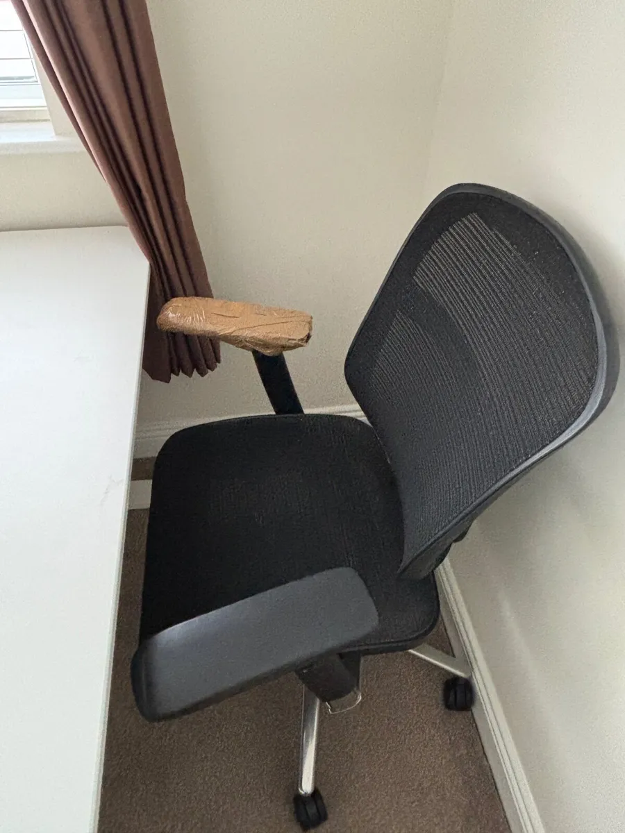 Office Tables and Chairs - Image 2