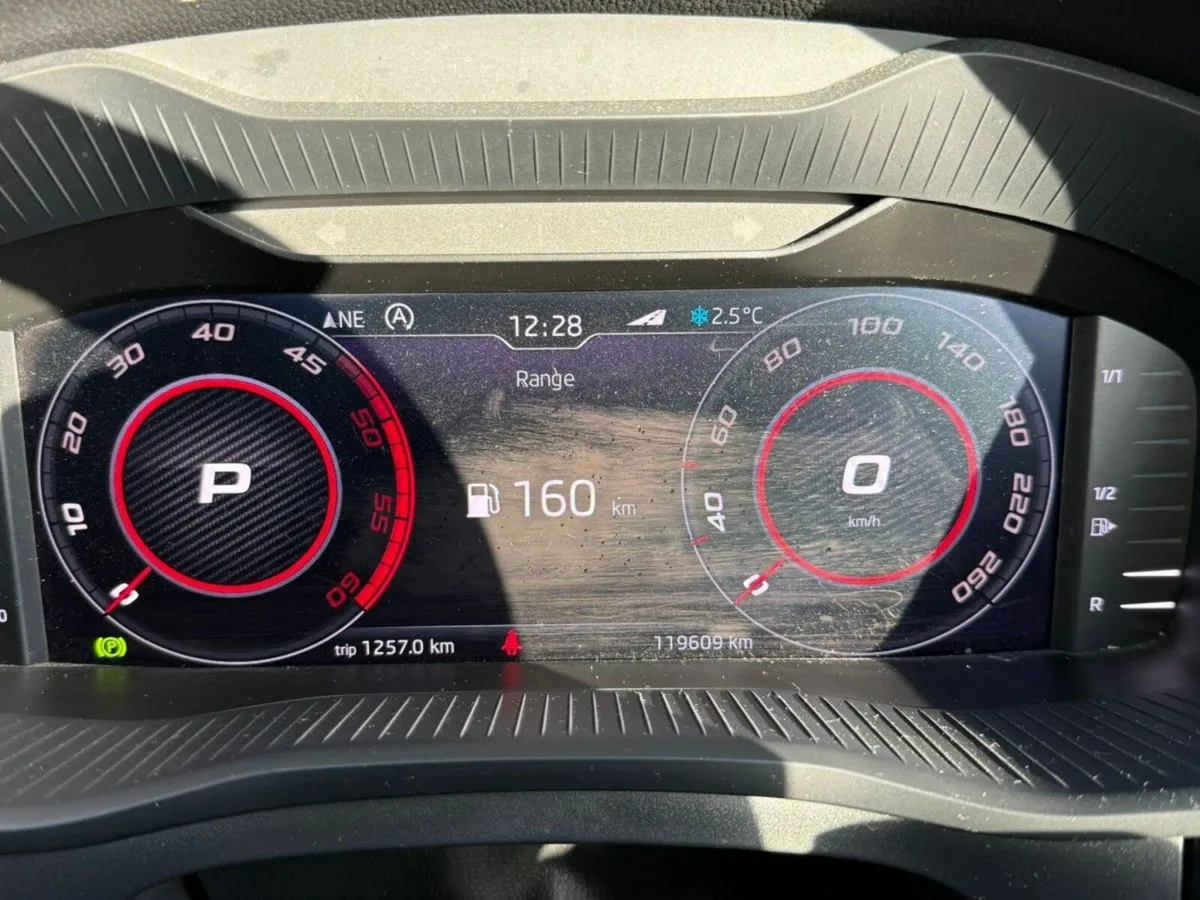 Skoda Superb 2.0TDI L&K DSG *COMBI* €130 P/W ON PC - Image 2