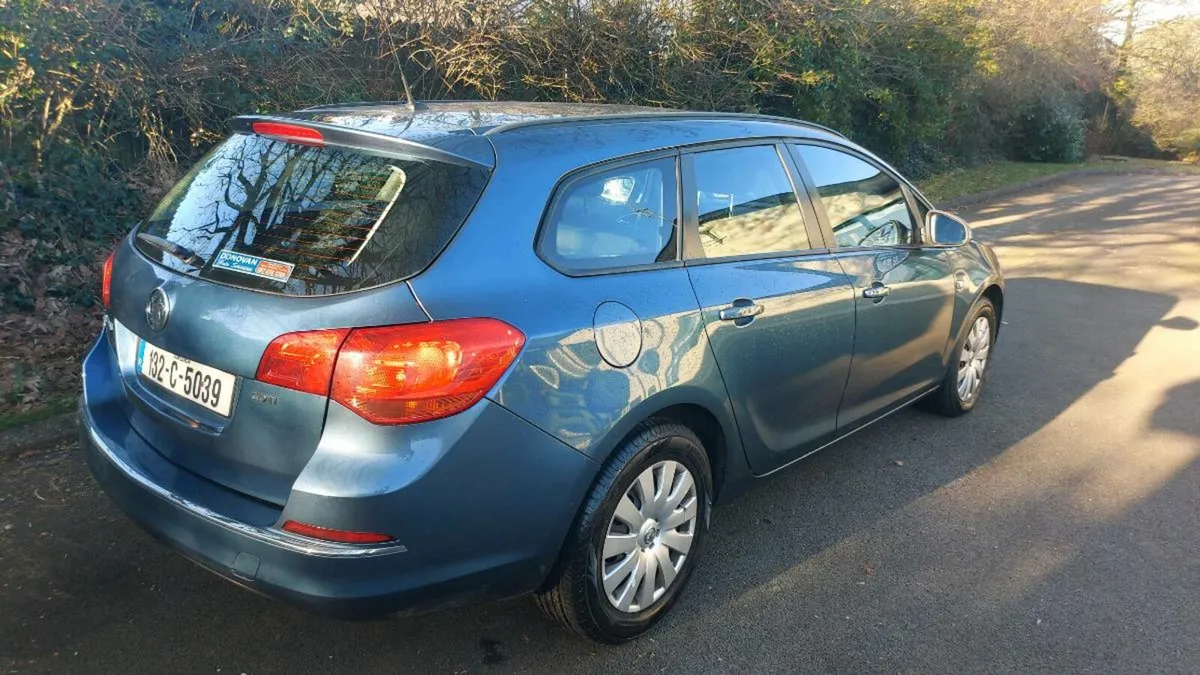 2013 Vauxhall Astra Estate, 1.7 CDTI - Fresh NCT - Image 2