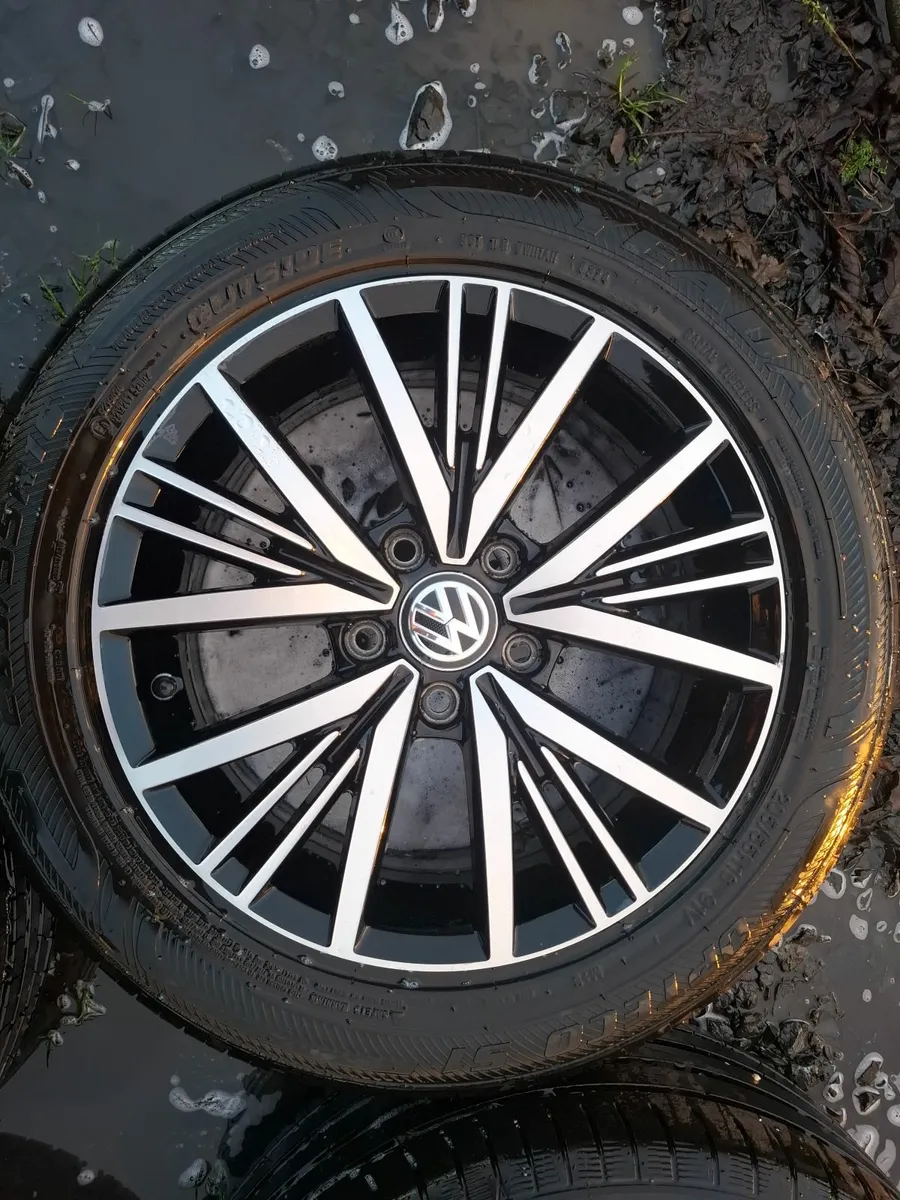 16" Genuine Vw Linas Alloys with tyres - Image 3