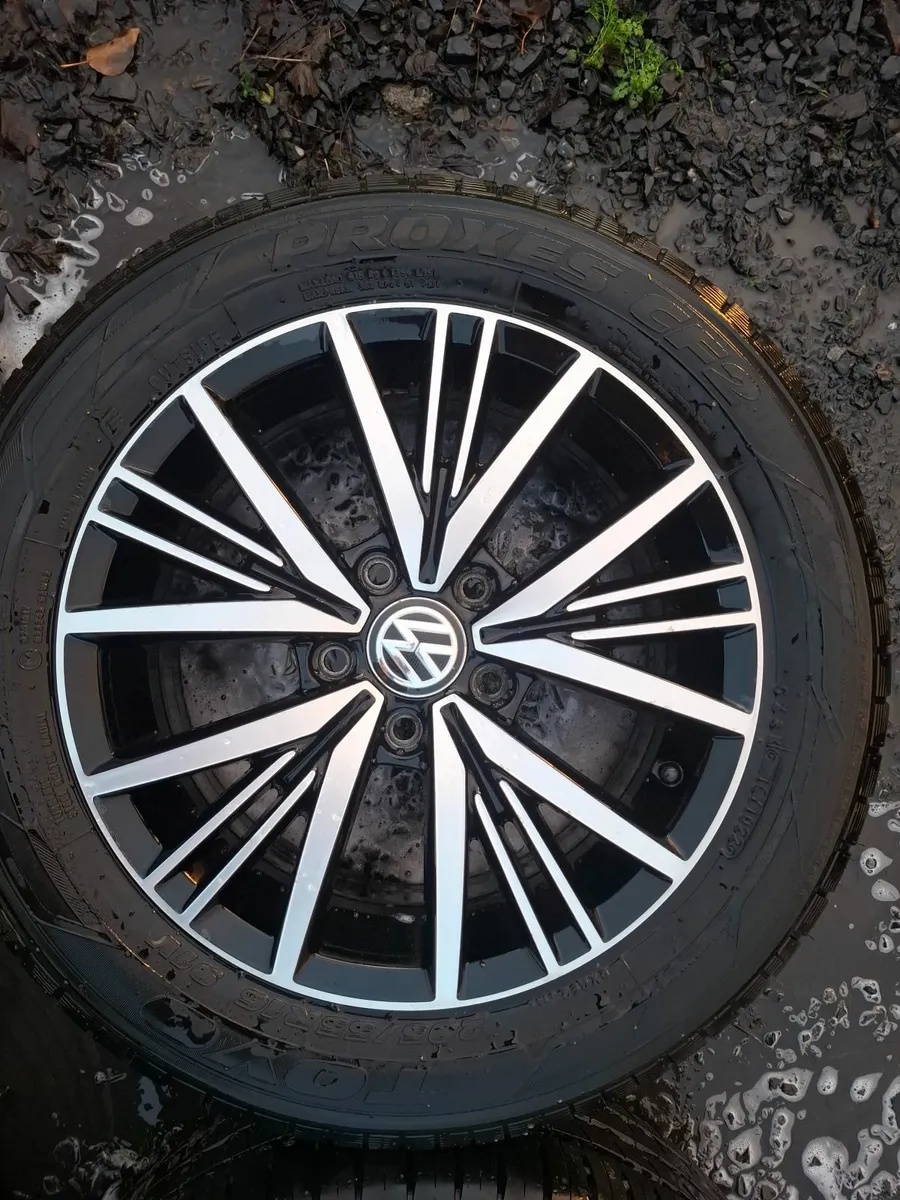 16" Genuine Vw Linas Alloys with tyres - Image 4