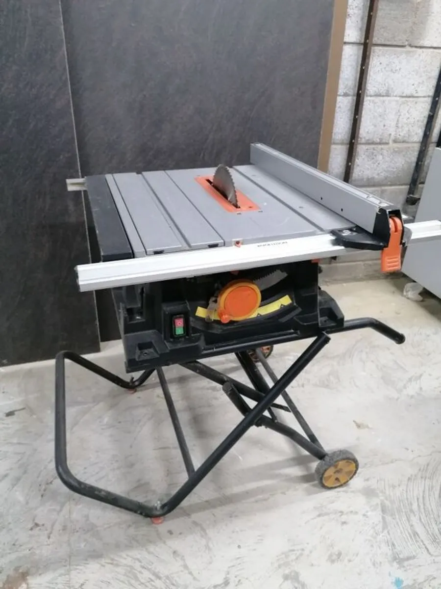 table saw - Image 1