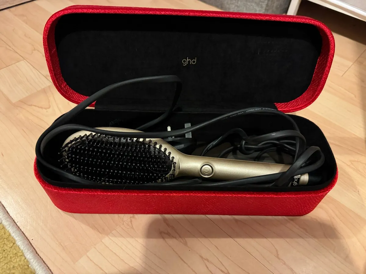 GHD glide brush - Image 1