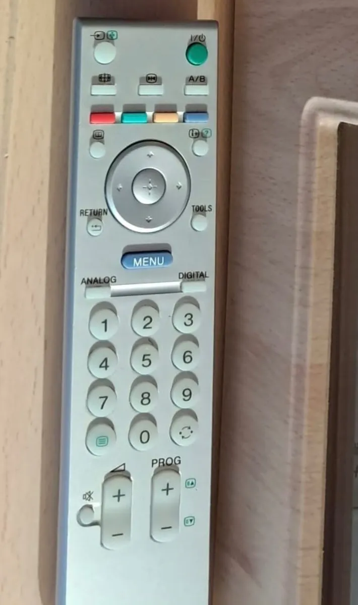 30inch Sony Brava TV - Image 2