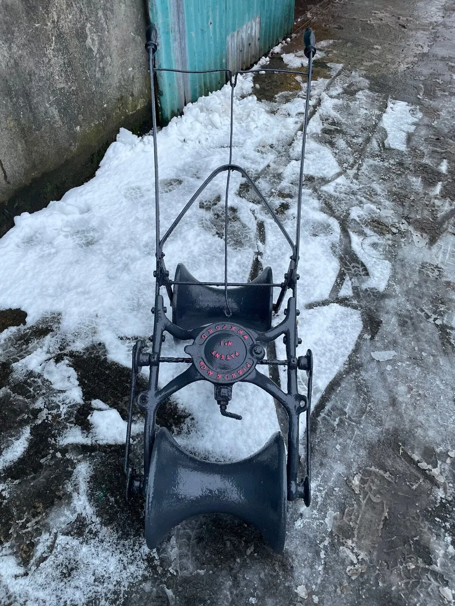 Original vintage Wexford seeder - Image 4