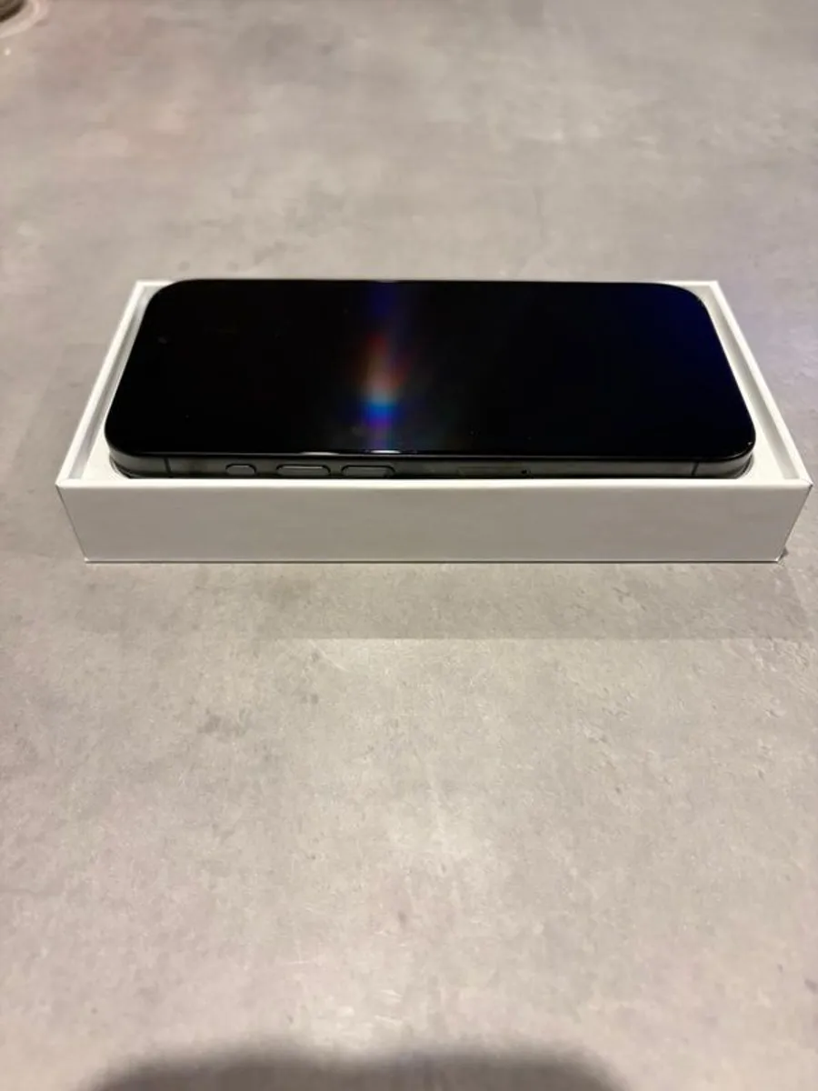 Iphone 15 Pro - Image 3