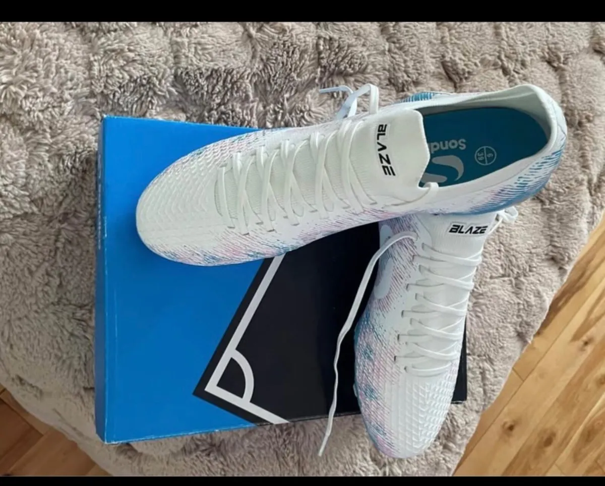 Football Boots - Image 1