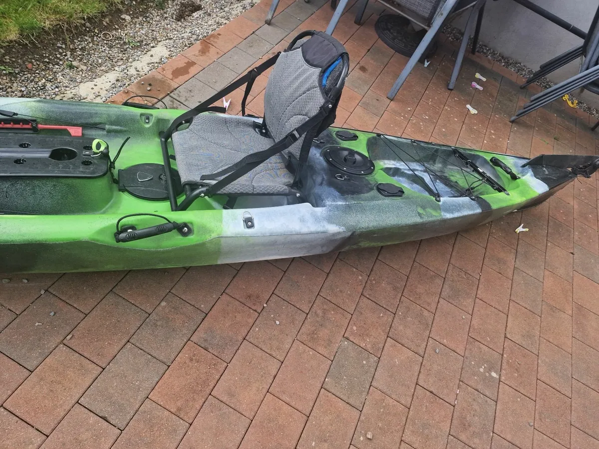kayak - Image 1