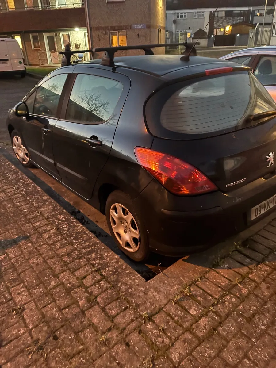 Peugeot 308 2009 - Image 2
