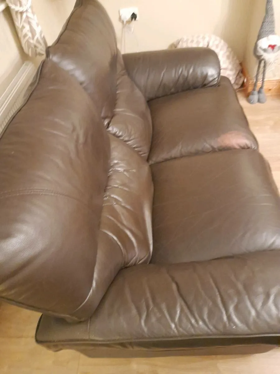 Two seater recelying sette for sale - Image 3