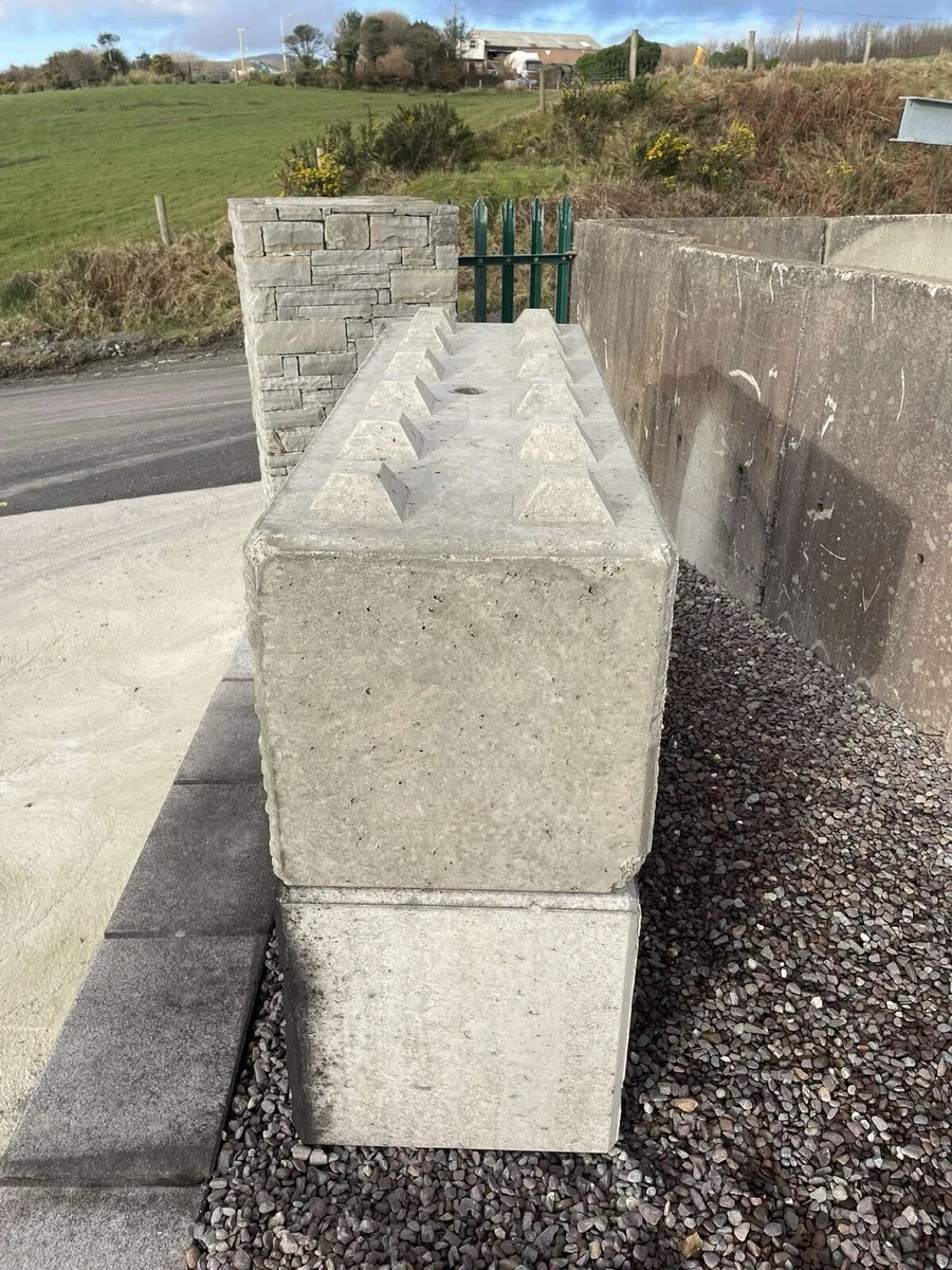 Interlocking Lego blocks - Image 4