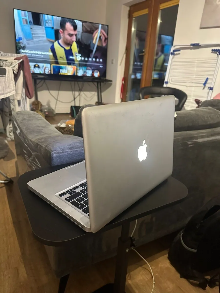 MACBOOK PRO 2010 13” 16 GB RAM UPGRADED SSD 500GB - Image 3