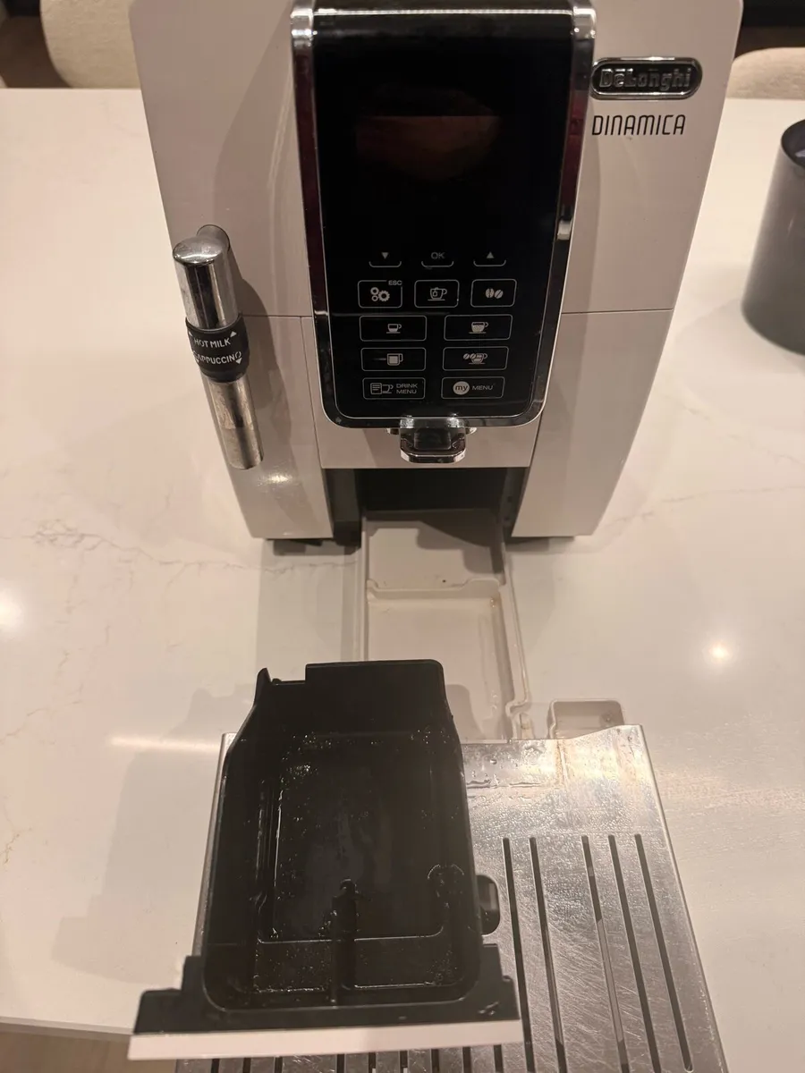 Delonghi Dinamica Bean to cup coffee machine - Image 3