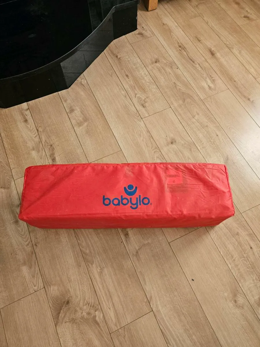 Baby playpen - Image 1