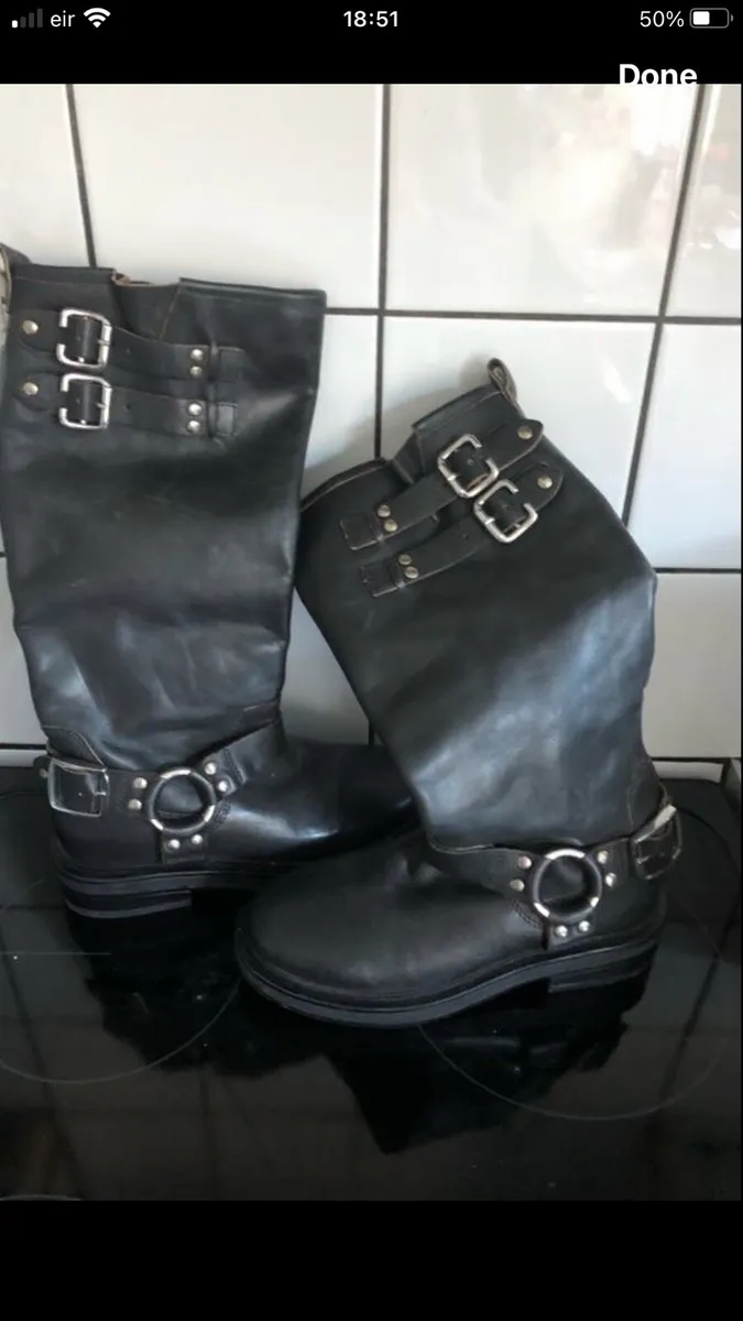 Girls BNWT Zara boots size 2 €20 - Image 3