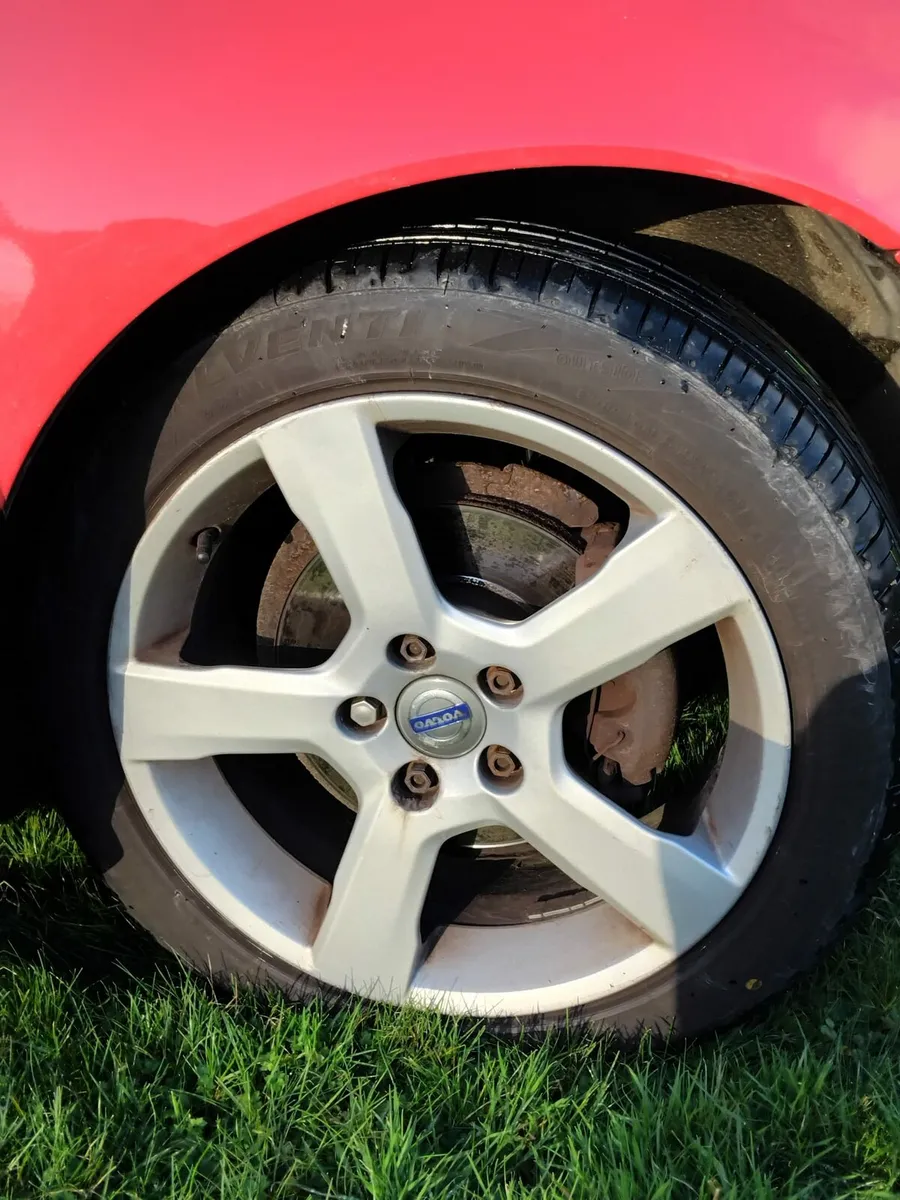 Volvo s40 R Design - Image 4