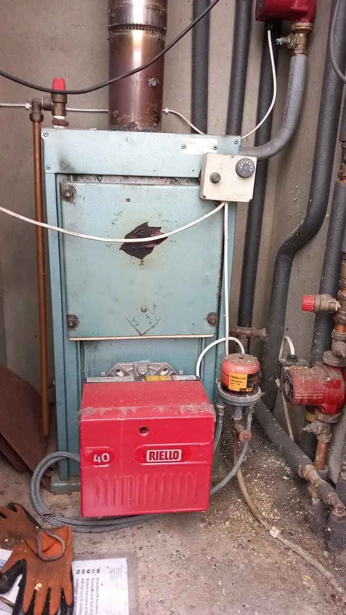 Oilburner s - Image 1