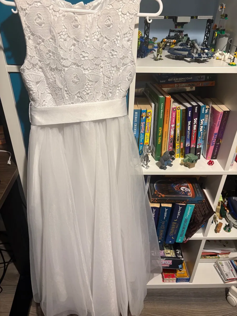 Communion dress - Image 1