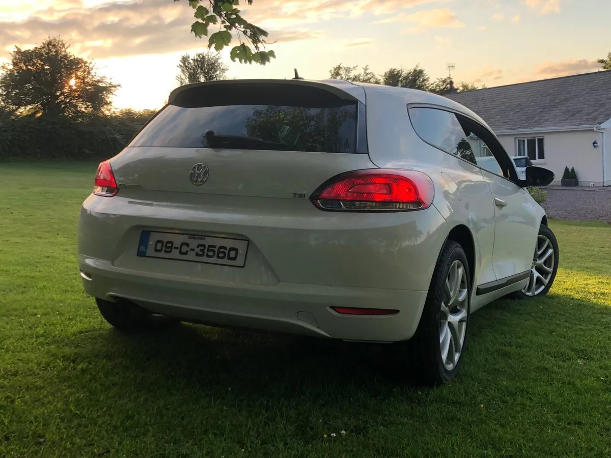 Volkswagen Scirocco 2009 - Image 2