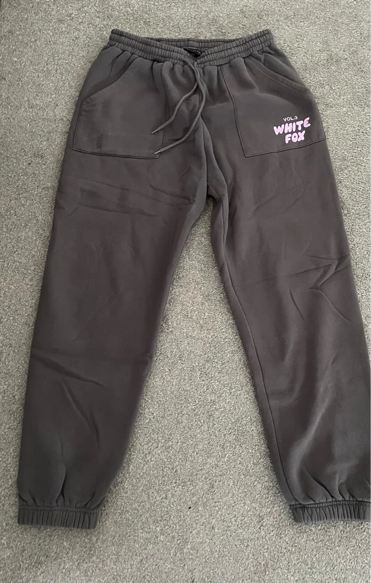 White fox tracksuit - Image 4