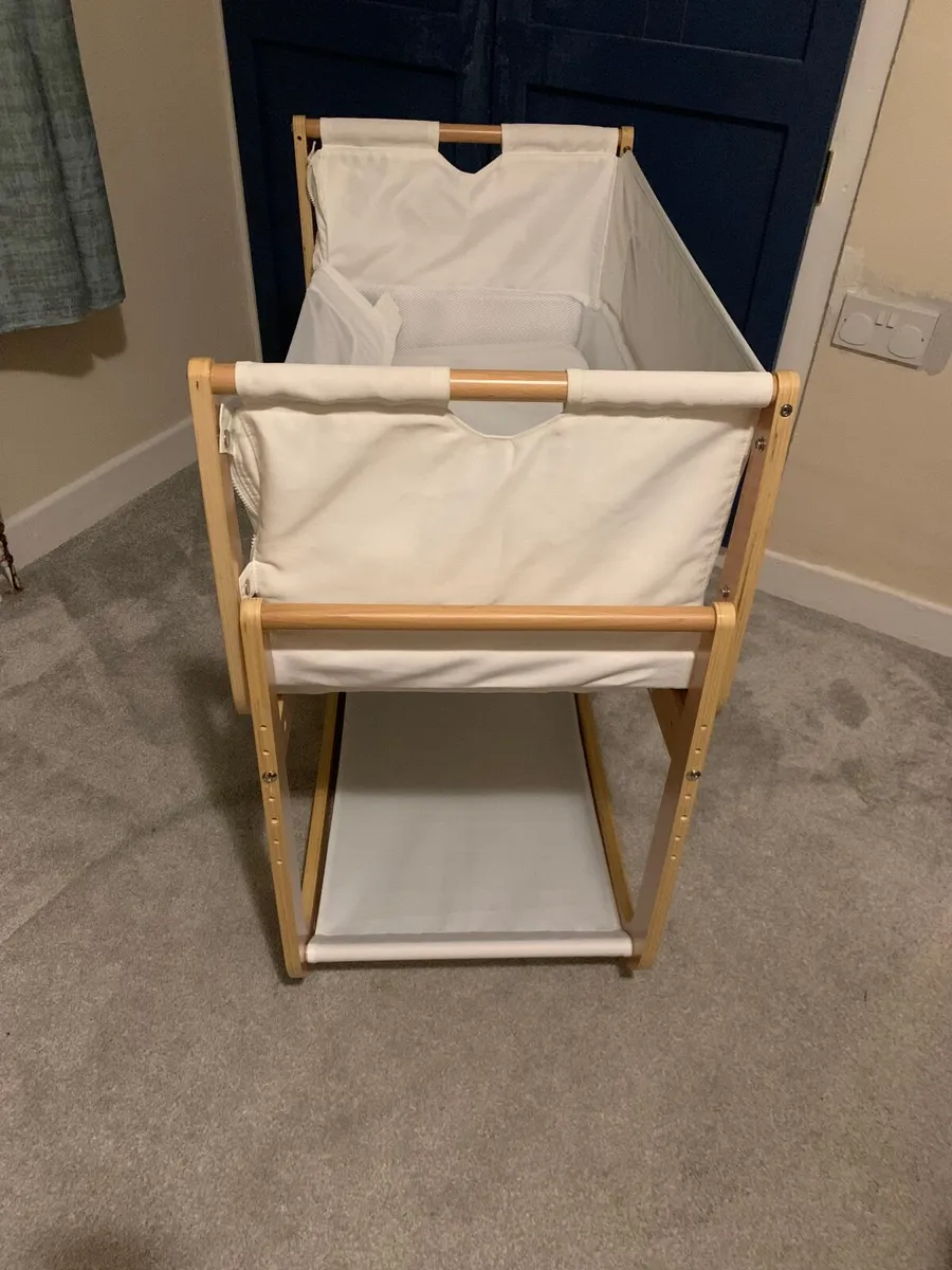 Baby cot - Image 3