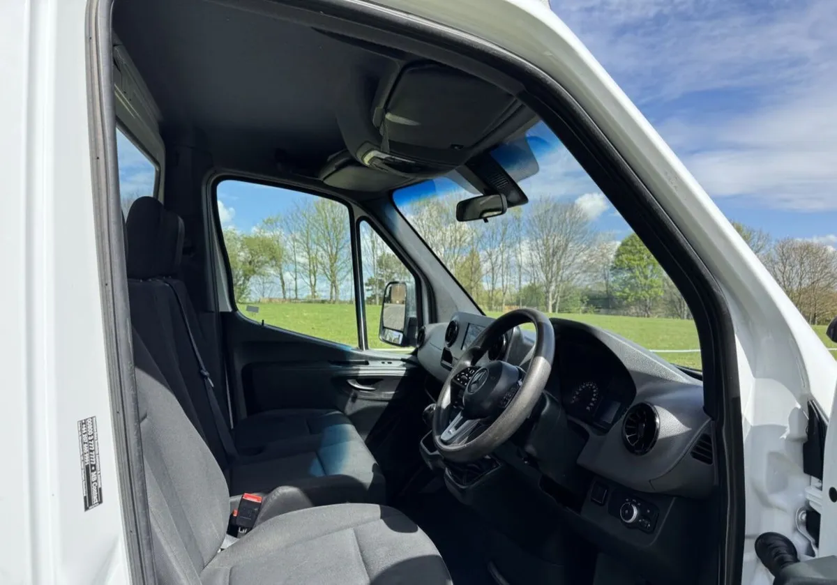 2020 Mercedes-Benz Sprinter Recovery Truck - Image 3