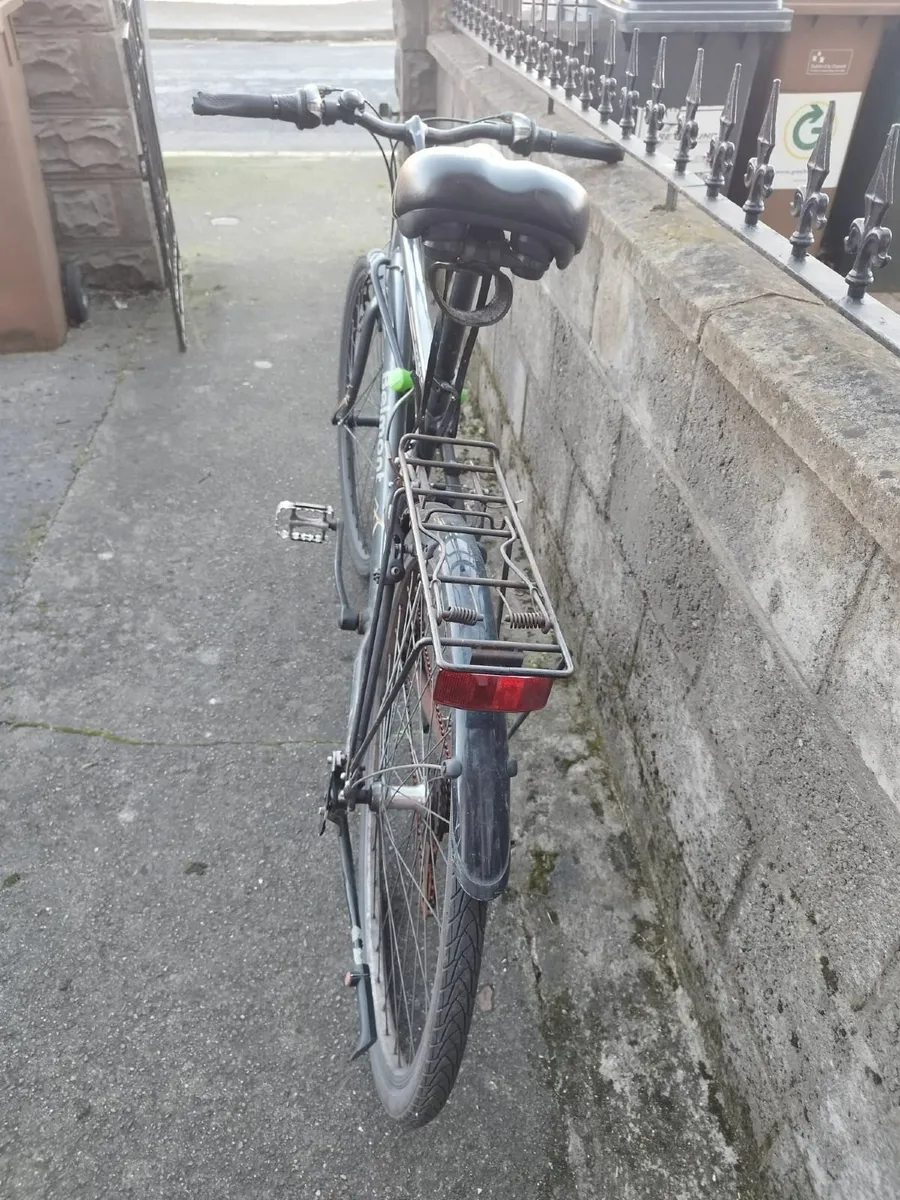 Moving out of Dublin and looking for a quick sale - Image 3