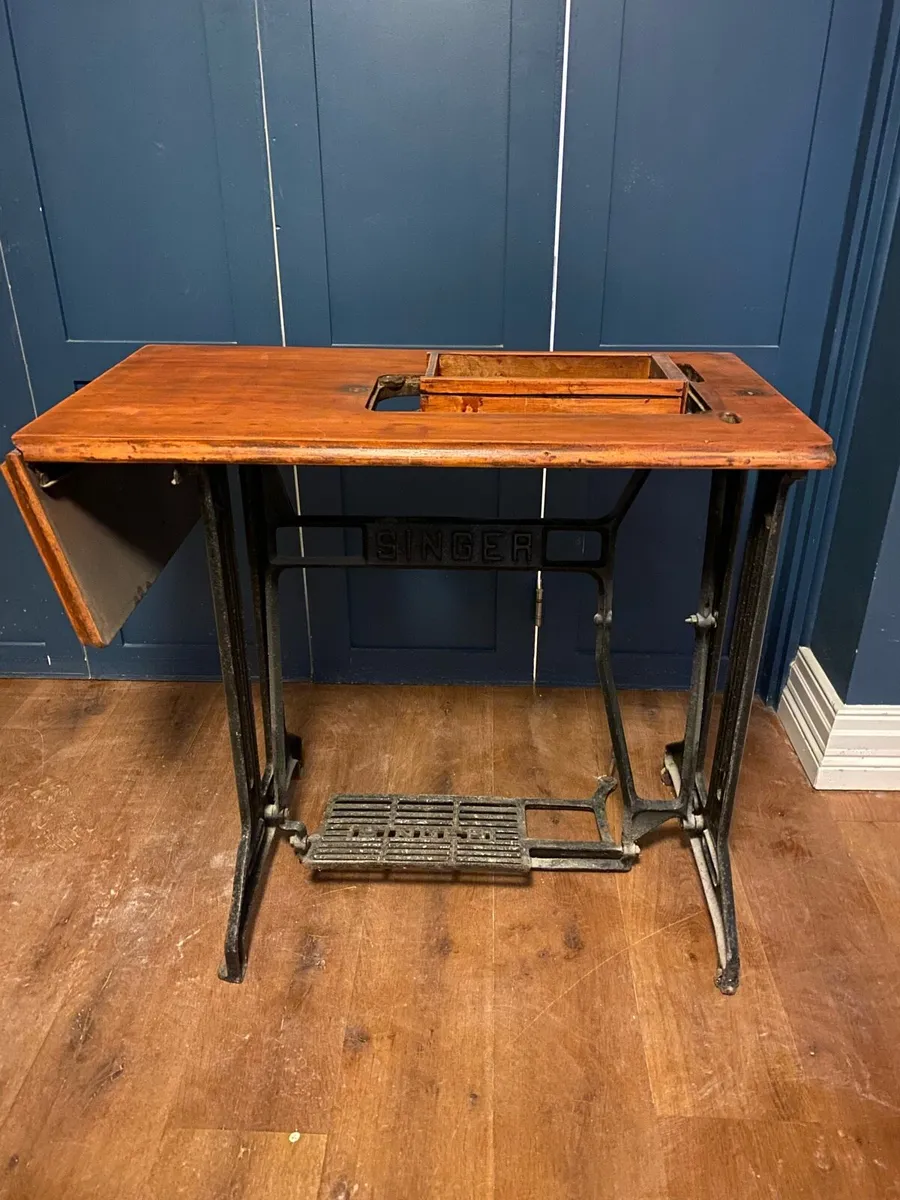 Singer Sewing Table - Image 1