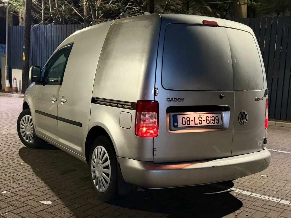 Volkswagen caddy - Image 4