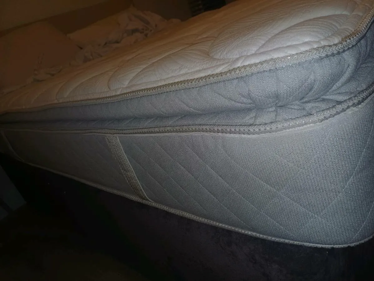 5ft KING SIZE MATTRESS - Image 4