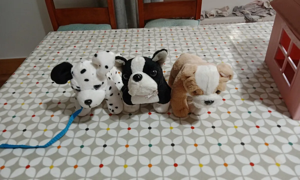 Our Generation Dogs and Dog House - Image 2